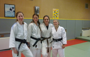 Amandine, Charlène, Lionnella et Aline